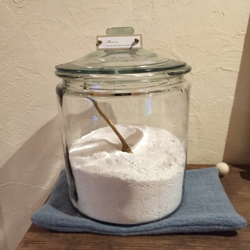 放置するだけで簡単きれい！　SNSでも人気、ナチュラル系洗剤「オキシクリーン」【人気ブロガーの「これがマイベスト」  Vol.2】