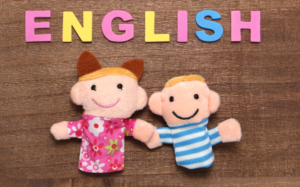 英語が小学校で教科になると何が変わる？　事前に習わせる？　親のフォローは？