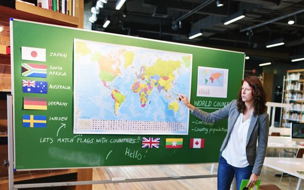 英語が小学校で教科になると何が変わる？　事前に習わせる？　親のフォローは？