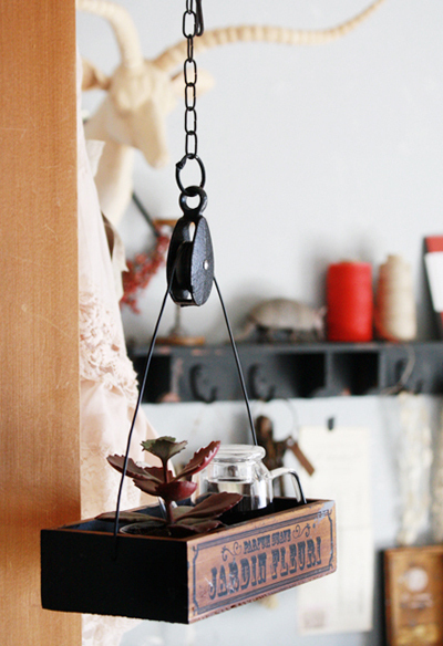 100均アイテムで実現できる！　話題の「男前インテリア」かんたんDIY術