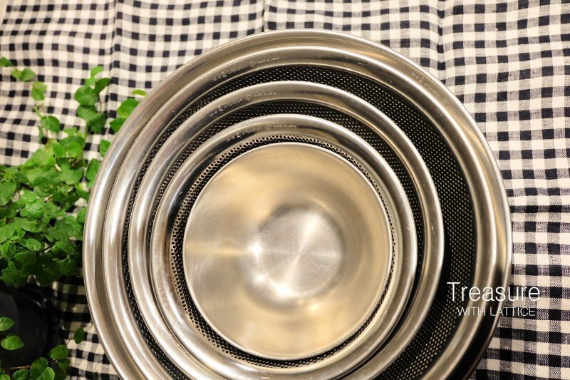 ザルのおすすめ 水切りでも圧倒的優秀な「パンチングストレーナー」【人気ブロガーの「これがマイベスト」  Vol.4】