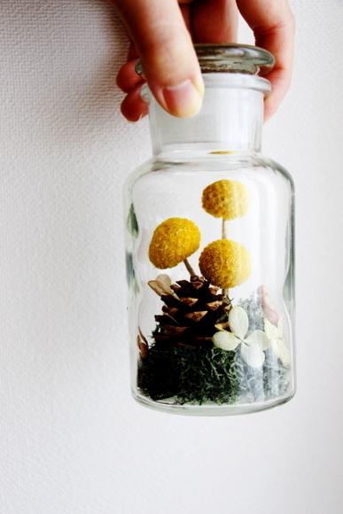 フェイク多肉でテラリウム！ 100均で楽しむ「多肉植物アレンジ」4つのアイディア