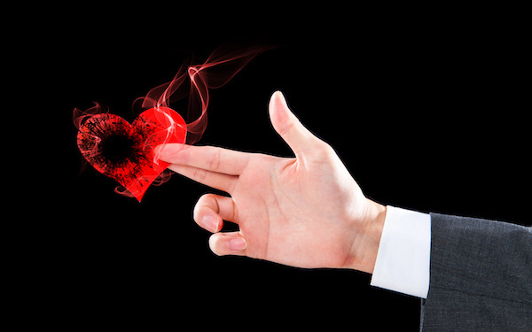 旦那が不倫!? 不倫の兆候とストップさせる対策を紹介