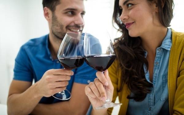 旦那が不倫!? 不倫の兆候とストップさせる対策を紹介