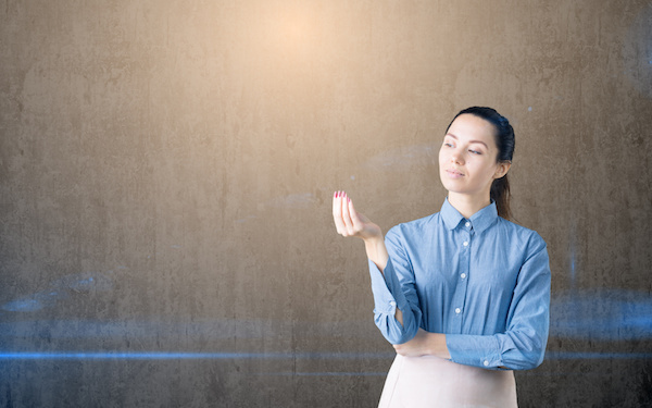 新宿の母にも相談が増えている！　後輩・部下との上手な付き合い方とは