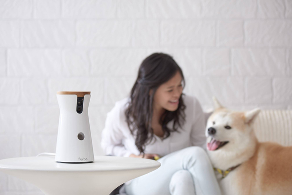 愛犬を見守ることで、保護犬支援プロジェクトに貢献できる「Furbo」の取り組みとは？