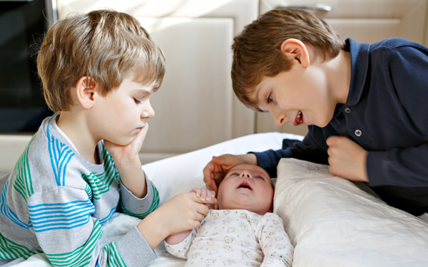 里帰り出産しないで乗り切った3兄弟ママの体験談