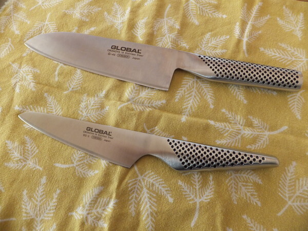 トマトの薄切りがスイスイ切れる！「グローバル」包丁【人気ブロガーの「これがマイベスト」  Vol.10】