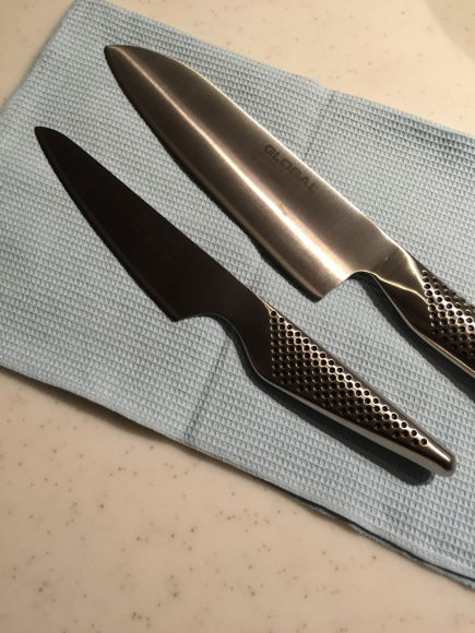 トマトの薄切りがスイスイ切れる！「グローバル」包丁【人気ブロガーの「これがマイベスト」  Vol.10】