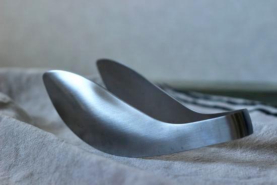 たかがトング、されどトング！　料理が劇的にラクになる「ゆびさきトング」【人気ブロガーの「これがマイベスト」  Vol.11】