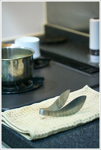 たかがトング、されどトング！　料理が劇的にラクになる「ゆびさきトング」【人気ブロガーの「これがマイベスト」  Vol.11】