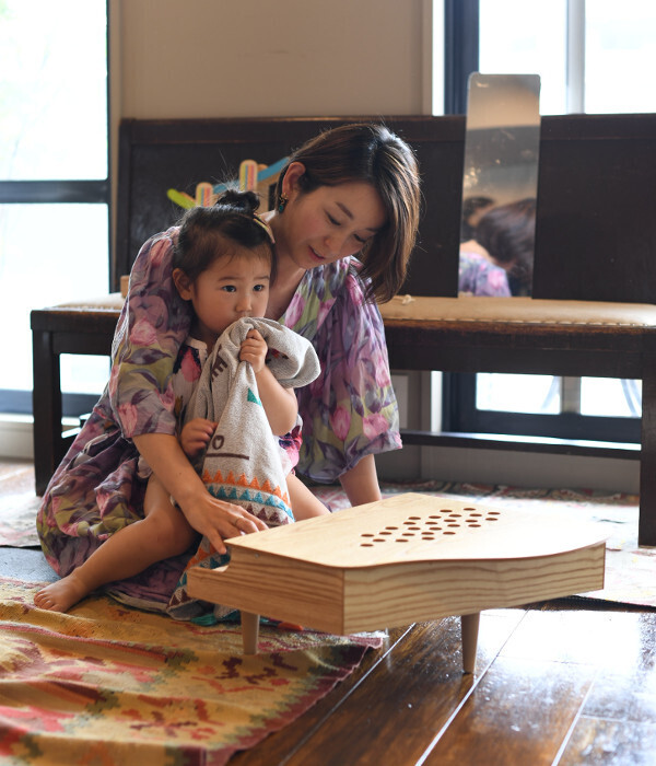 日常をスペシャルに！　ヴィンテージの家具や雑貨ショップを運営【ママリーダーズ：浅田ちひろさん】