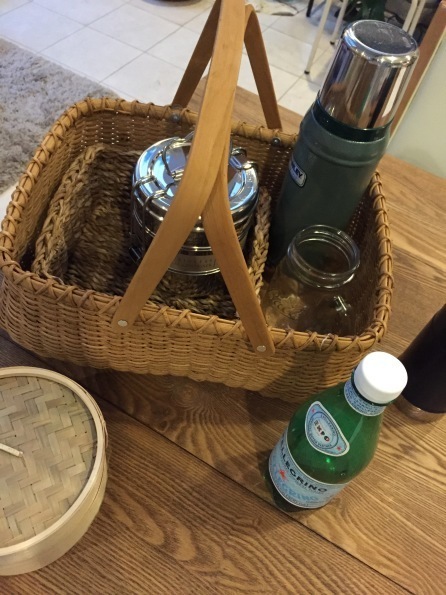 おしゃピクを楽しむレジャーシートのコーディネート