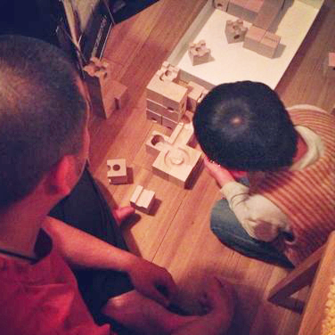  天才棋士の集中力を養った!?　 子どもがどっぷりハマる「木のおもちゃ」はコレ！