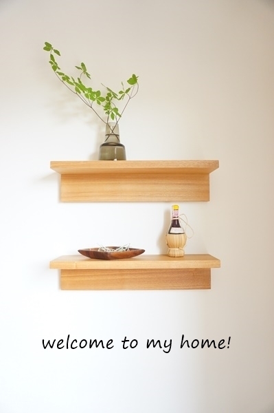 無印の「壁に付けられる棚」で部屋が見違える！　達人たちの“ちょい飾”テク【人気ブロガーの「これがマイベスト」  Vol.14】