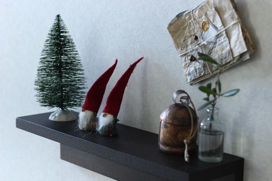 無印の「壁に付けられる棚」で部屋が見違える！　達人たちの“ちょい飾”テク【人気ブロガーの「これがマイベスト」  Vol.14】