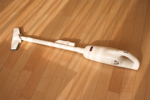 マキタ掃除機がブログで人気！ コスパ最強のコードレス掃除機をレビュー【人気ブロガーの「これがマイベスト」  Vol.16】