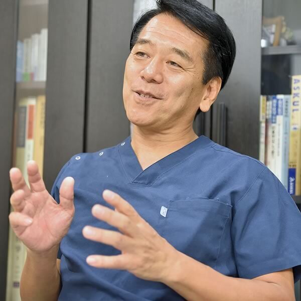 【歯科医監修】ホワイトニングはどこも同じじゃない？ 注意点と自宅ケアの費用や方法