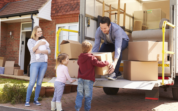 急な引越し荷造りはいつやる？ 慌てずに引っ越すためのやることアドバイス！