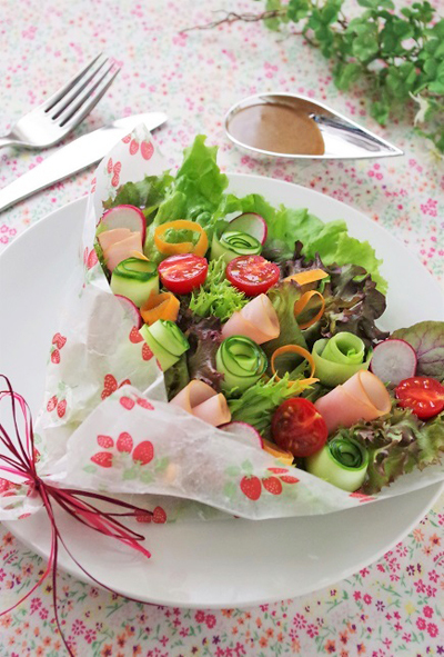 食べられる花束?！   じつは簡単「ブーケサラダ」の作り方