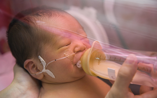 未熟児の入院、治療費の助成制度「未熟児養育医療制度」とは【妊娠・出産でもらえるお金2018 Vol.11】