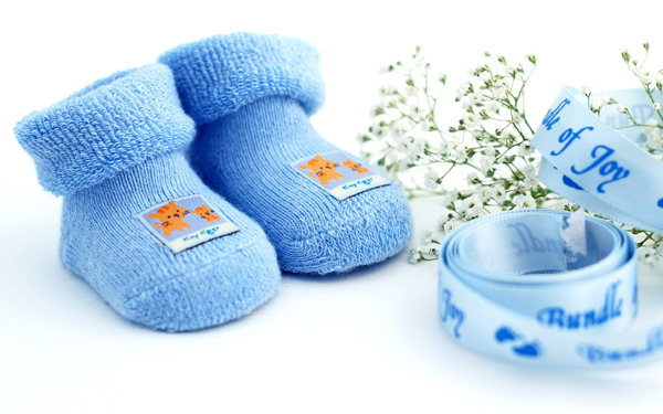 出産祝いの金額相場、送り方マナー、喜ばれるギフトは？ 友だち、同僚別に解説