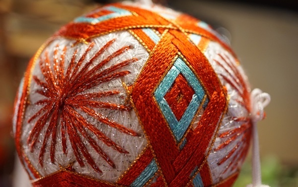 女の子の名前は古風なものにも人気に。人気の名前ランキング