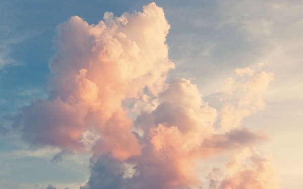 女の子の名前は古風なものにも人気に。人気の名前ランキング