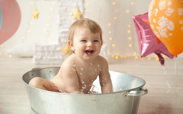 ベビーバスのおすすめ！ タイプ別の特徴と選び方のポイントを紹介！ 便利なバスグッズも