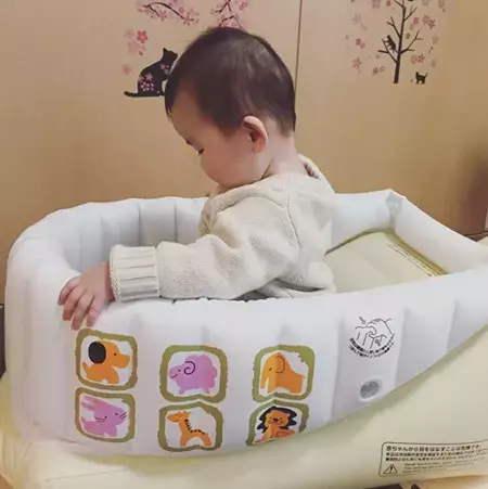 ベビーバスのおすすめ！ タイプ別の特徴と選び方のポイントを紹介！ 便利なバスグッズも