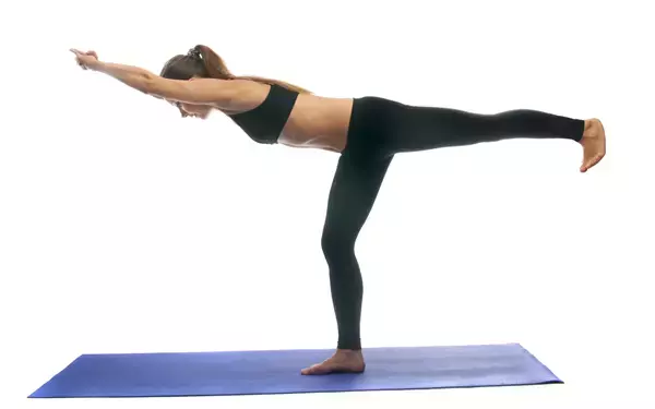 7月23日〜7月29日のヨガ星座占い！ あなたを癒すヨガポーズは…？