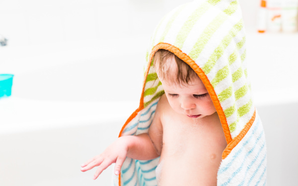 「おくるみは何枚必要？」巻き方・選び方から人気ブランドBEST12まで徹底解説