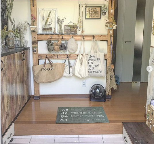 「ディアウォール」で賃貸でもおしゃれな壁面収納が簡単に！ DIY実例＆作り方を徹底解説