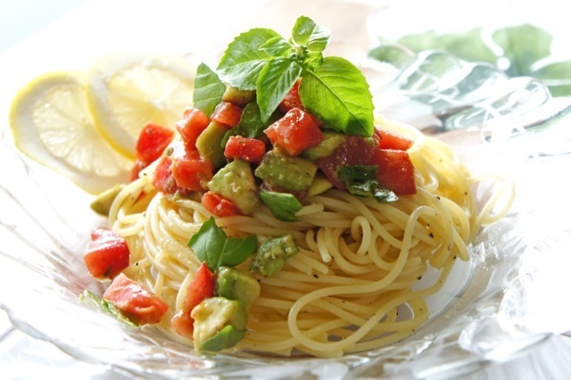 栄養豊富な「アボカド」で作る、激ウマさっぱりレシピ3選