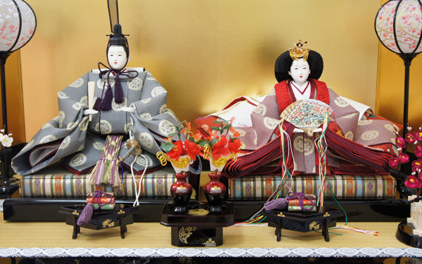 初節句とは？ お祝いのマナーや内祝いの返し方、写真撮影はどうするの？