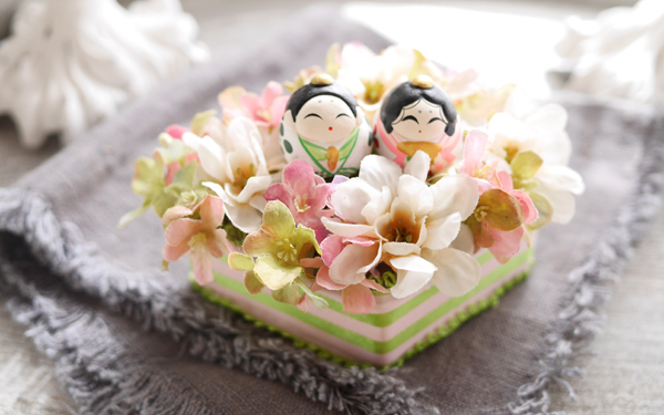 初節句とは？ お祝いのマナーや内祝いの返し方、写真撮影はどうするの？