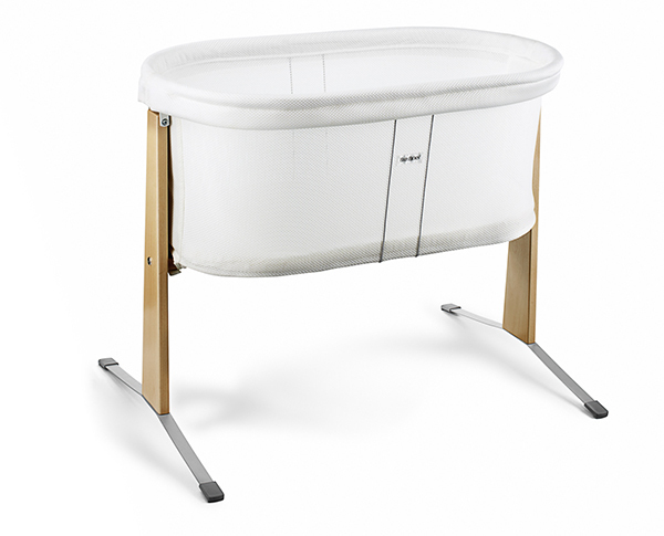 ベビービョルンが日本で愛されるワケ。抱っこひも・バウンサーを一挙紹介