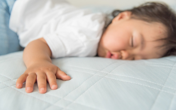 赤ちゃんのために重視するポイントは？ おすすめのベビー布団11選