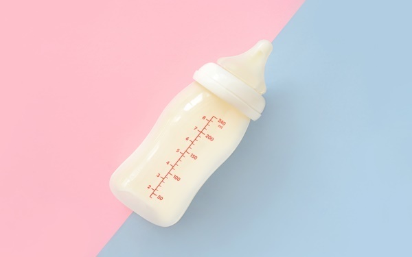 哺乳瓶のおすすめ人気商品10選！ 母乳とミルク混合向けアイテムや消毒方法も紹介！