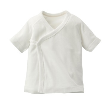 新生児服の準備におすすめ！ 種類や選び方、着せ方を紹介 