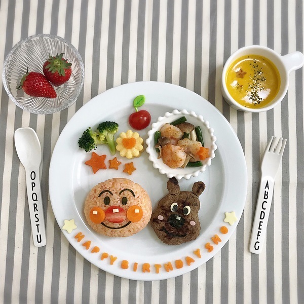 1歳の誕生日、プレゼントやメニューをしっかり選んで忘れられない思い出にしよう！