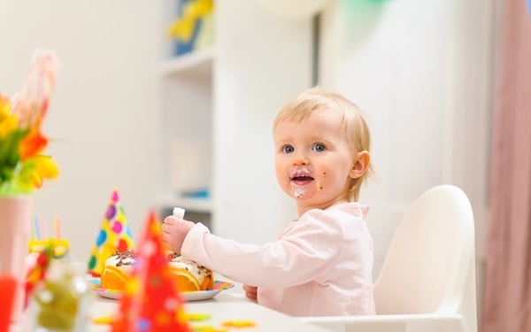 1歳の誕生日、プレゼントやメニューをしっかり選んで忘れられない思い出にしよう！