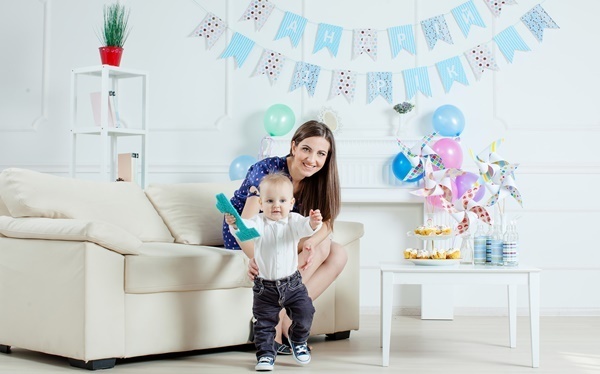 1歳の誕生日、プレゼントやメニューをしっかり選んで忘れられない思い出にしよう！