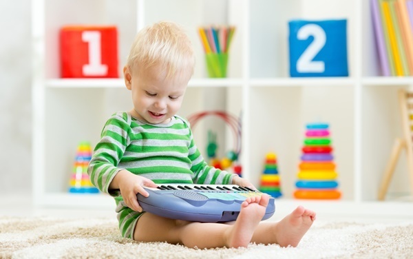 1歳の誕生日、プレゼントやメニューをしっかり選んで忘れられない思い出にしよう！