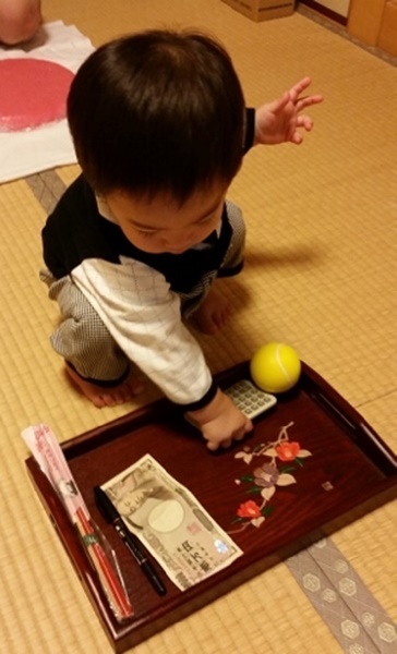 1歳の誕生日、プレゼントやメニューをしっかり選んで忘れられない思い出にしよう！