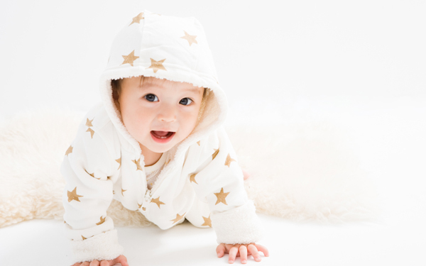 「ベビーオイル」活用術と選び方！ 赤ちゃんと大人の基本～便利な使い方