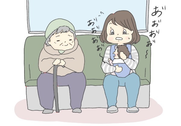 娘が泣き止まずヒヤヒヤ…！ みんなの表情に救われた【チッチママ＆塩対応旦那さんの胸キュン子育て 第18話】