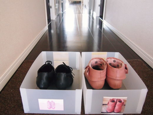 無印良品や100均を使った「靴収納アイディア」　吊るして、重ねて、収納力アップ！