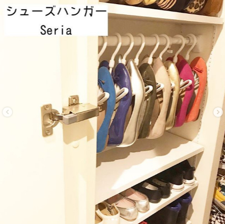 無印良品や100均を使った「靴収納アイディア」　吊るして、重ねて、収納力アップ！