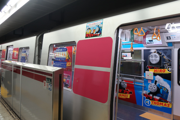 ベビーカー論争に一石を投じる！ 都営大江戸線「子育て応援スペース」その舞台裏と運行状況は？